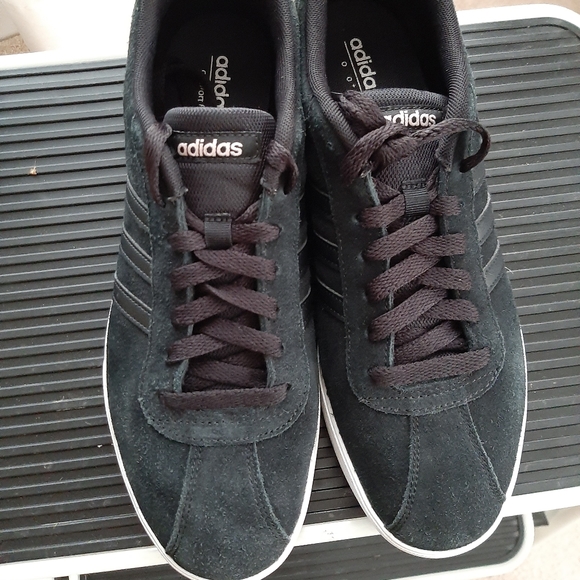 Women's Adidas COURTSET SHOES 9.5 - Picture 3 of 8